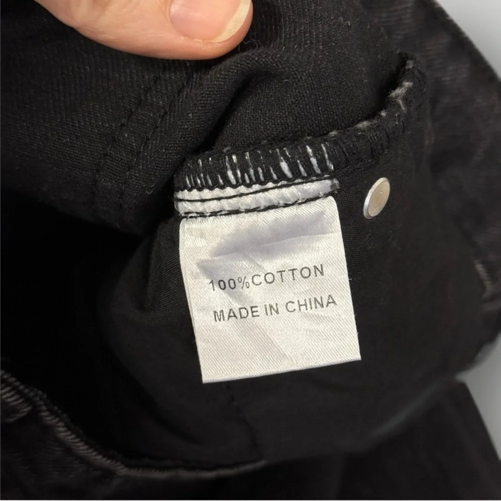 White Fox Straight Leg Black Jeans Sz S‎ Small
